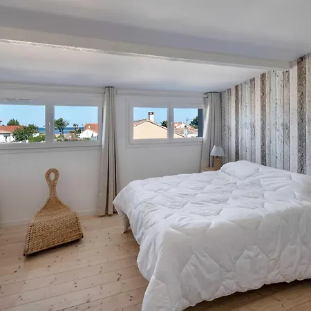 Сasa de vacaciones Maison A 50m De La Mer, 4 Adultes Et 2 Enfants *