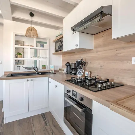 Dom wakacyjny Maison A 50m De La Mer, 4 Adultes Et 2 Enfants *