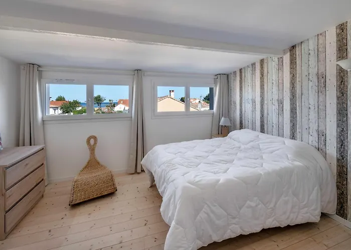 Casa vacanze Maison à 50m De La Mer, 4 Adultes Et 2 Enfants *